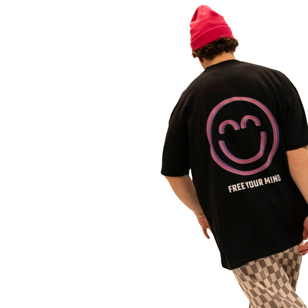 FREE YOUR MIND Smile Shirt – Black
